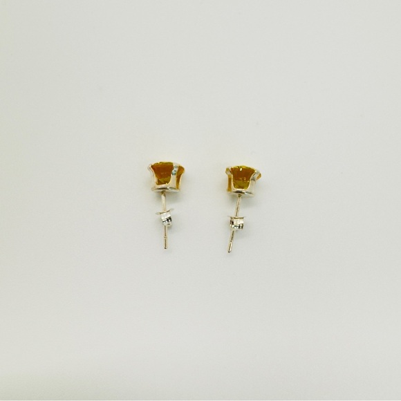 Brand New 6mm Yellow Round CZ 925 Sterling Silver Earrings - Picture 4 of 5